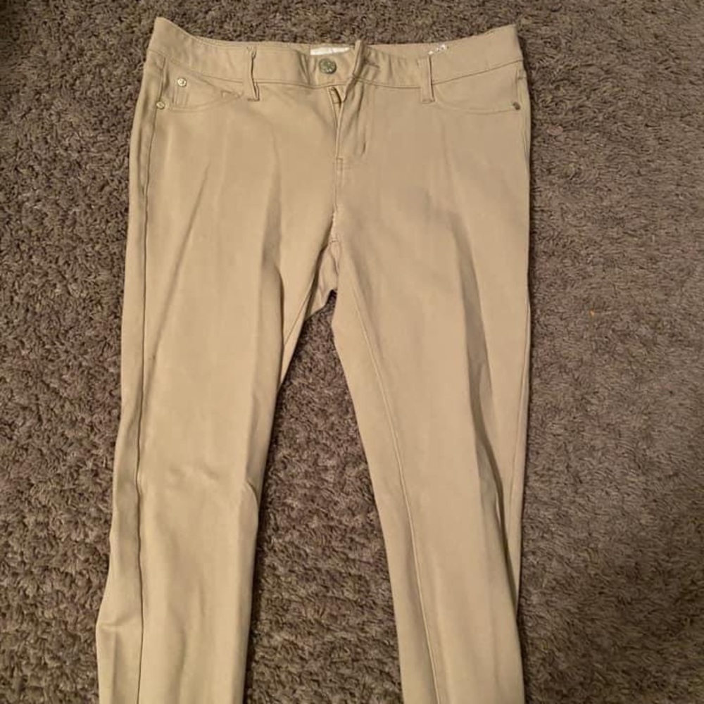 Celebrity Pink khaki skinny jeans
